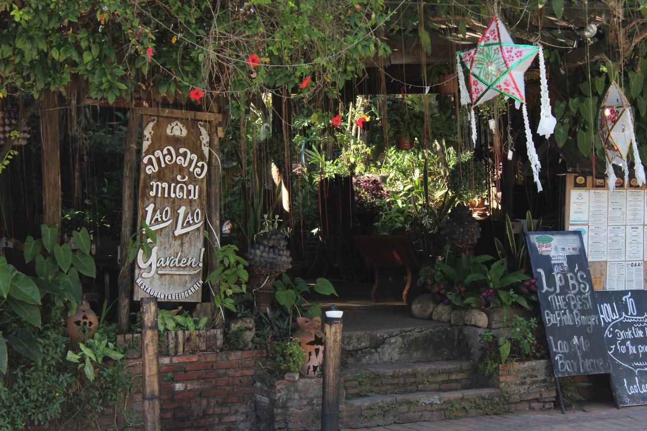 Y Not Laos Hostel Луанг Прабанг Екстериор снимка