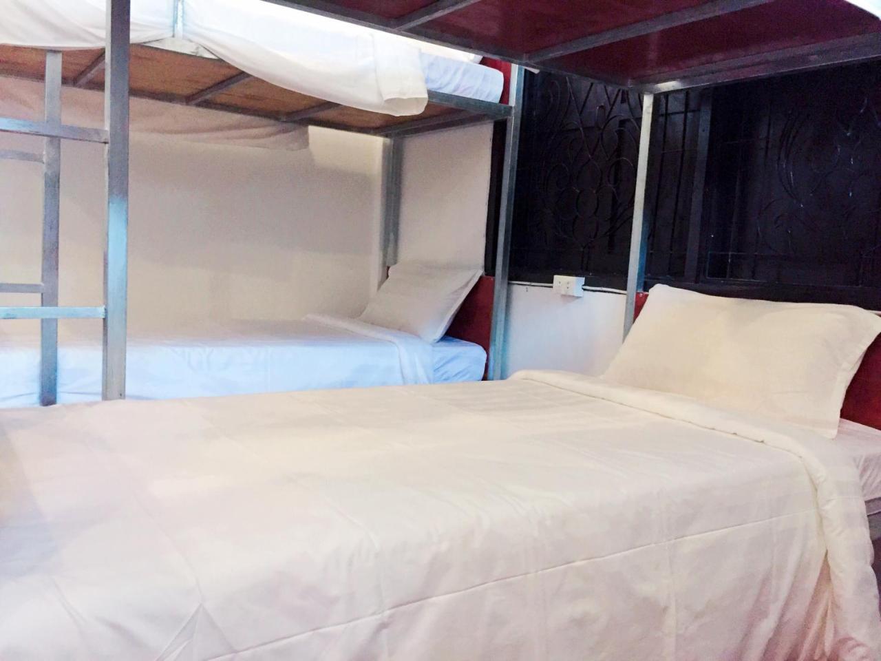 Y Not Laos Hostel Луанг Прабанг Екстериор снимка