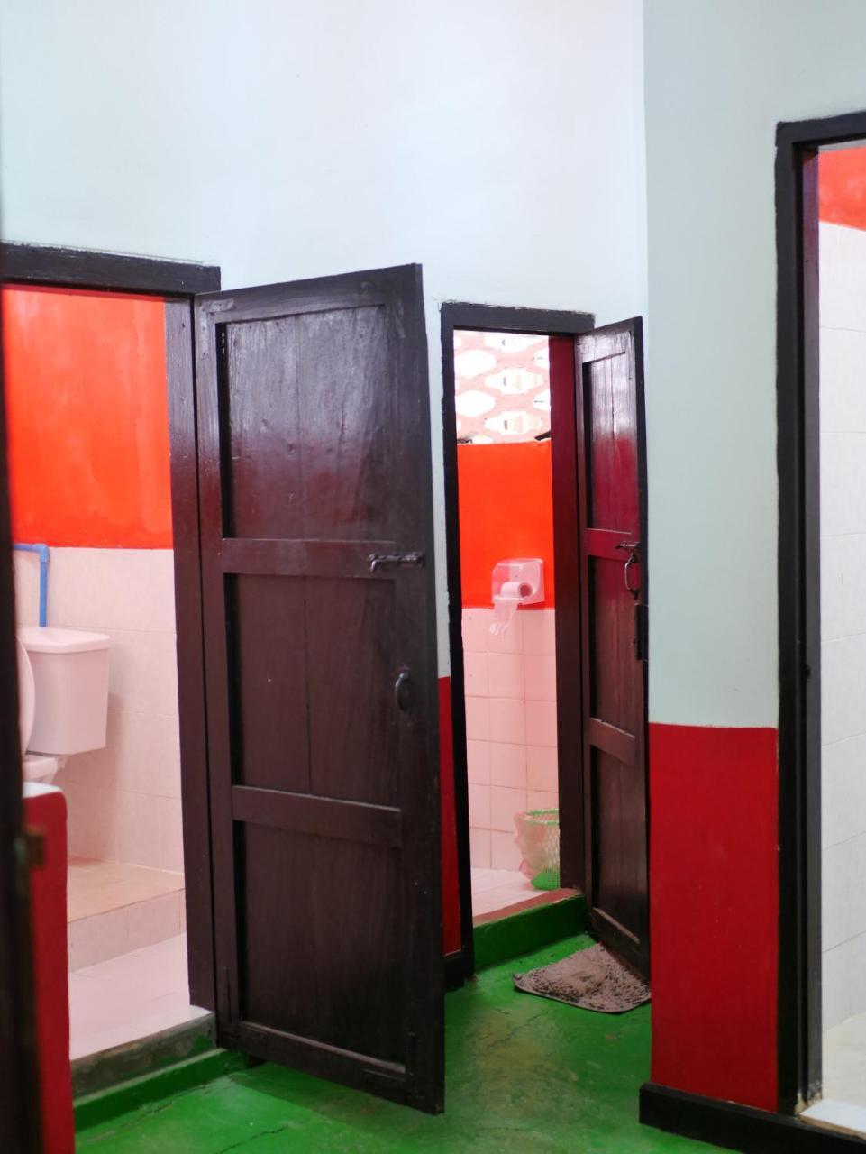 Y Not Laos Hostel Луанг Прабанг Екстериор снимка