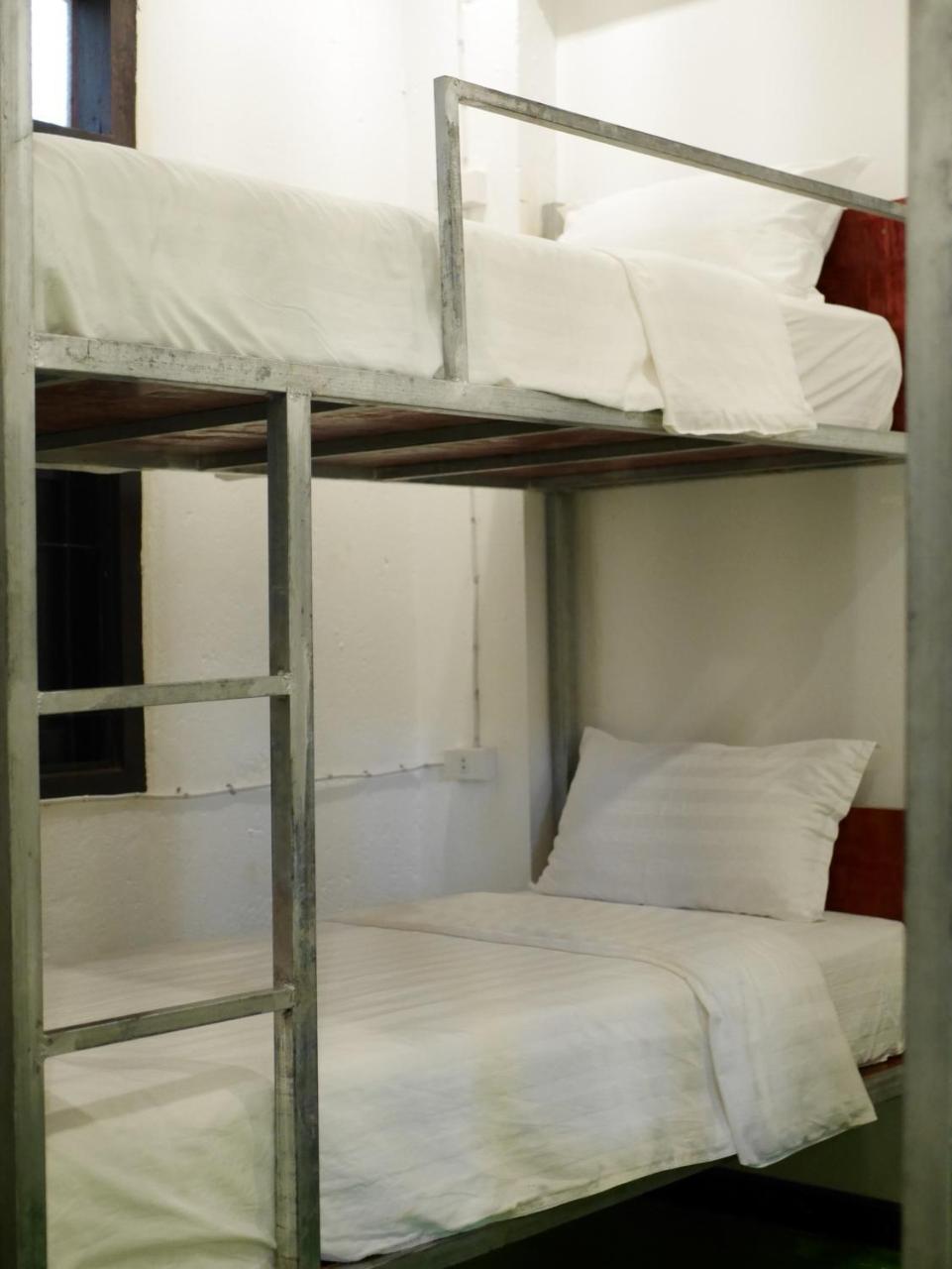 Y Not Laos Hostel Луанг Прабанг Екстериор снимка