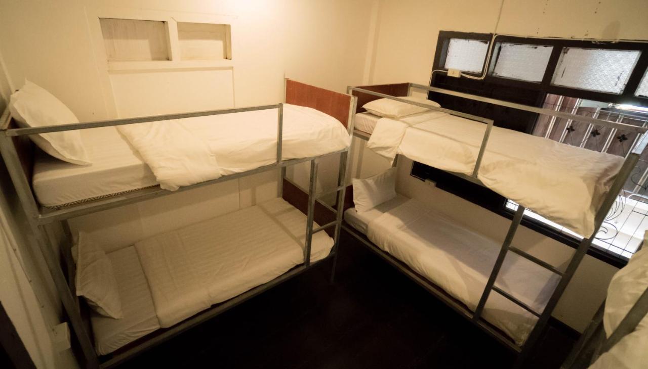 Y Not Laos Hostel Луанг Прабанг Екстериор снимка