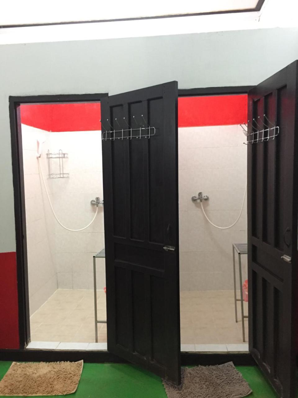 Y Not Laos Hostel Луанг Прабанг Екстериор снимка