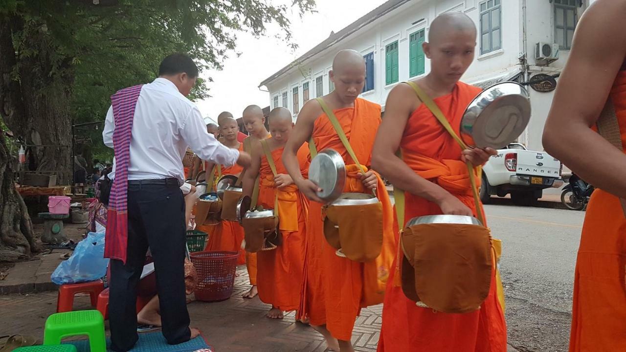 Y Not Laos Hostel Луанг Прабанг Екстериор снимка